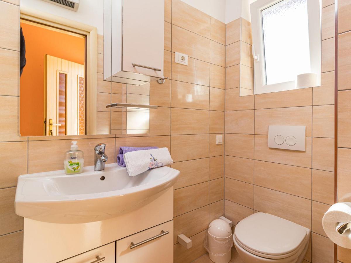 Holiday Home Larisa - Ipc141 By Interhome Pićan Exteriér fotografie